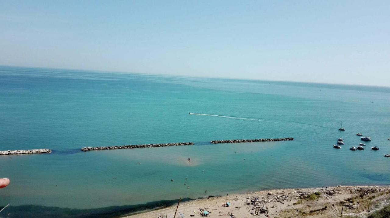 Casa Baia Flaminia Appartement Pesaro Buitenkant foto